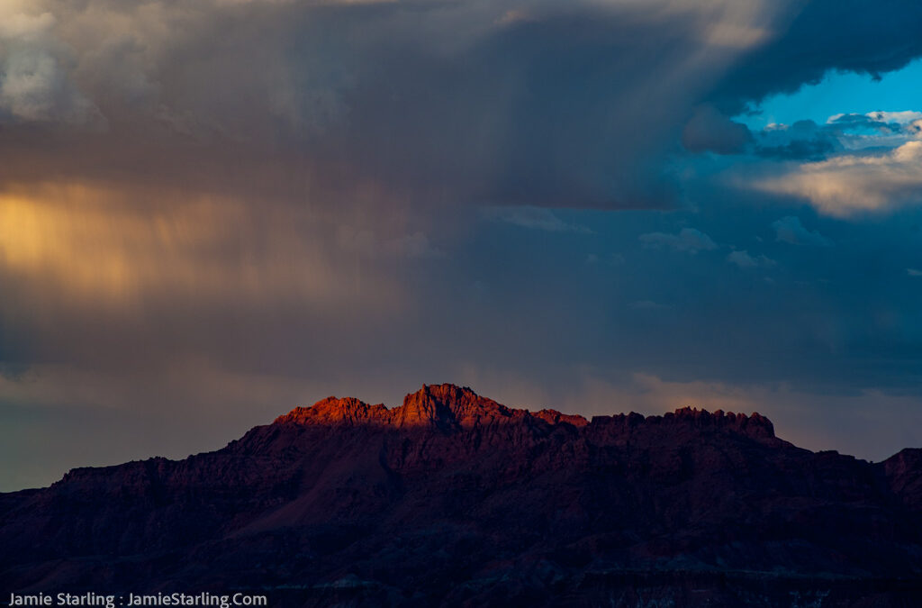 Last Light at Marble Canyon : A Reflection on Life’s Illuminating Moments